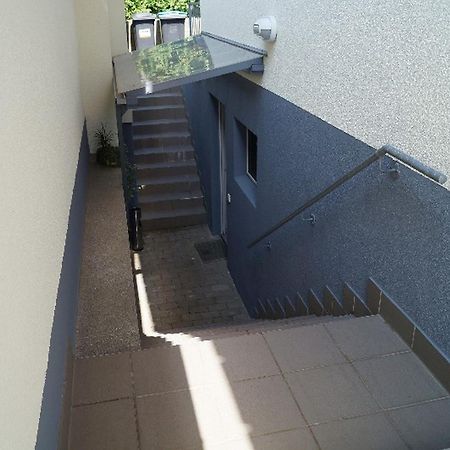 Ferienwohnung Emilia, 36Qm Мюнзинген Экстерьер фото