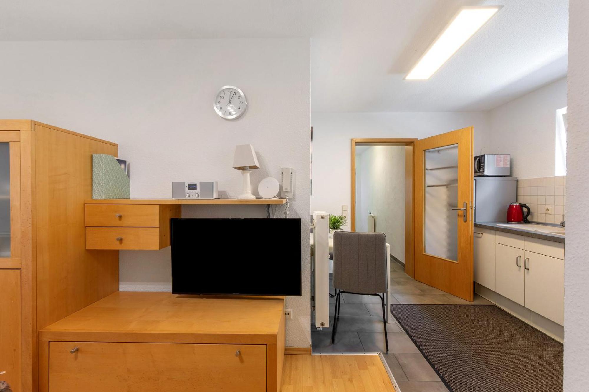 Ferienwohnung Emilia, 36Qm Мюнзинген Экстерьер фото